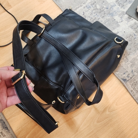 Lily Jade Brittany Vegan Leather Black Convertible Tote Bag Backpack - Picture 5 of 16